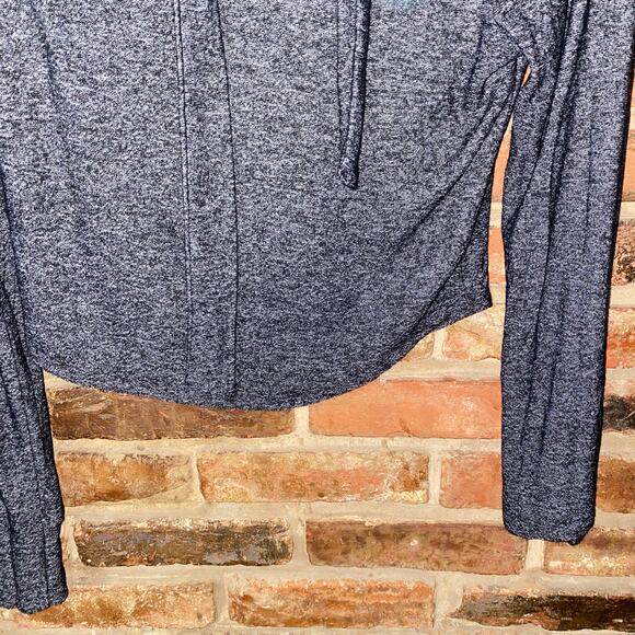 Urban Outfitters Out From Under Charcoal Gray Cropped Hoodie Women's Size Small - Picture 3 of 6